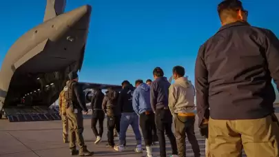 Kolombiya, 160 göçmeni taşıyan 2 ABD uçağını ülkeye geri gönderdi!