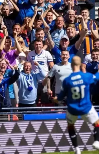 Rangers, Taraftarının Önünde Muhteşem Bir Galibiyet Elde Etti!