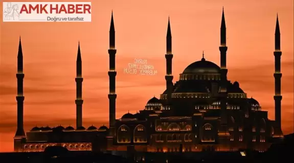 Miraç Kandili'ne özgü en anlamlı ve etkileyici mesajları sizin için derledik!